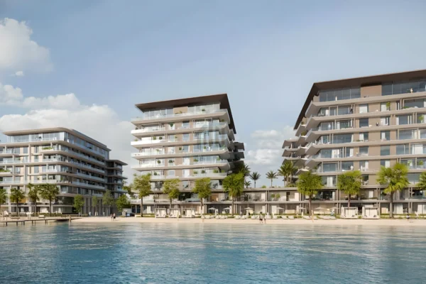 Spacious 1 Bedroom with Balcony | Canal View 2