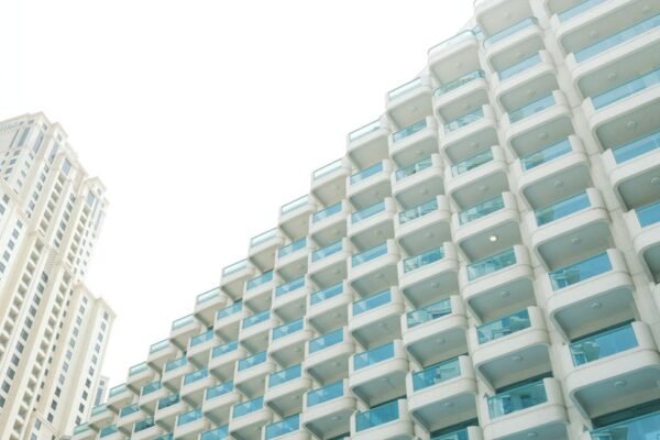 Buy an apartment in Dubai: the practical guide for international buyers