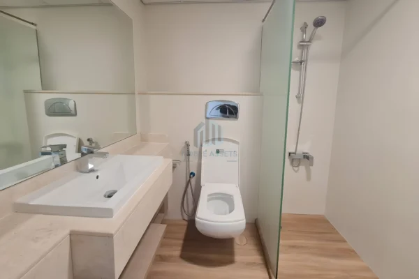 2 Bedroom | High Floor | Partial Sea View 12