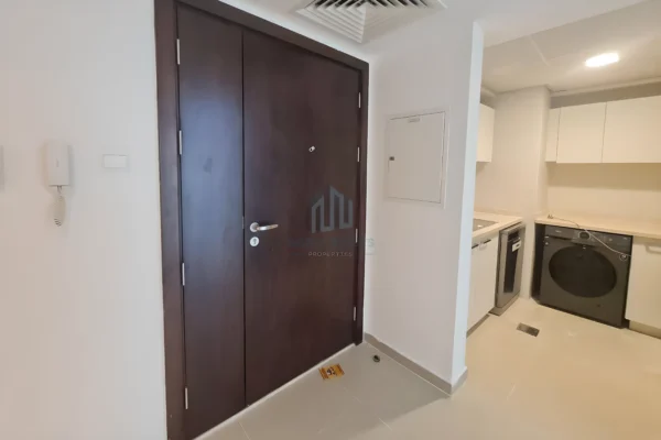 2 Bedroom | High Floor | Partial Sea View 20