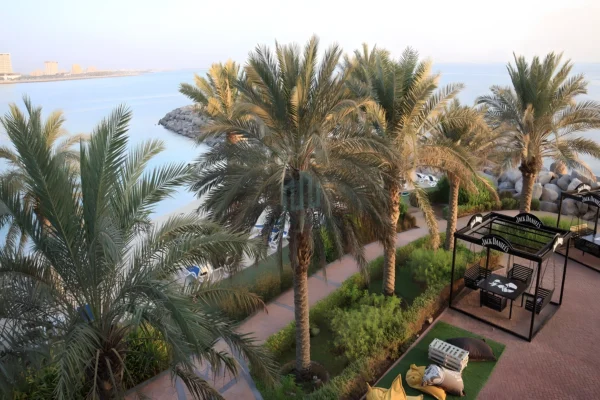 2 Bedroom | High Floor | Partial Sea View 25