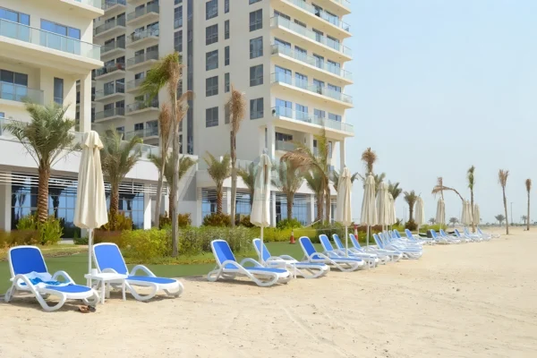2 Bedroom | High Floor | Partial Sea View 26