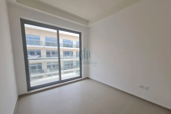 2 Bedroom | High Floor | Partial Sea View 5