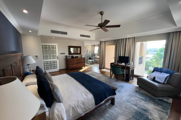 4BR Villa| Upgraded | Premium Al Hamra Living 17