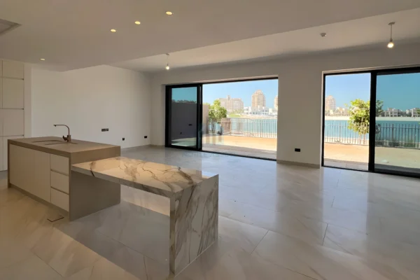 Beachfront 4BR Villa | 3 Years Payment Plan | Distress -10% below OP 9