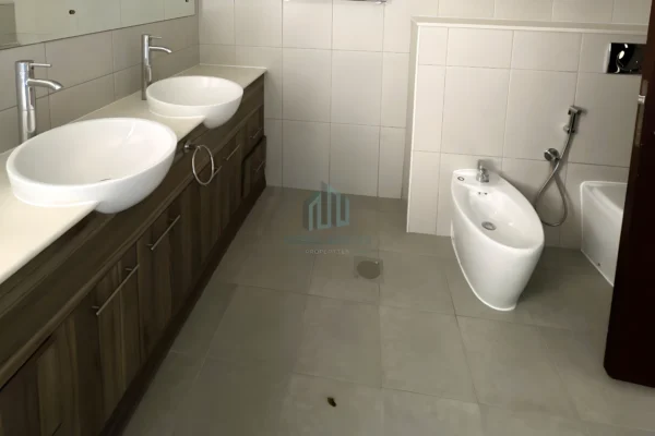 Spacious Villa for Family | No Commission 24