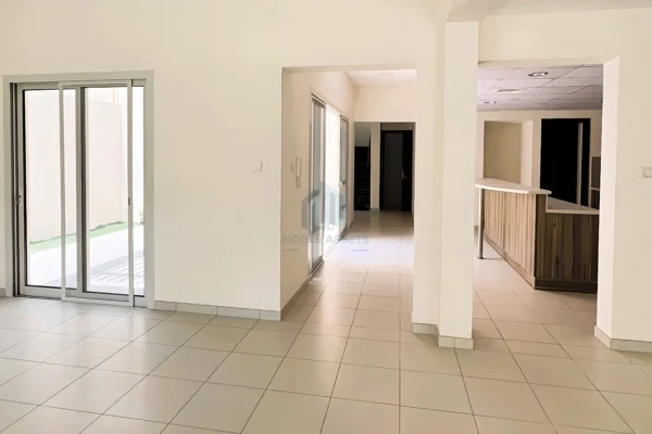 Spacious Villa for Family | No Commission 8